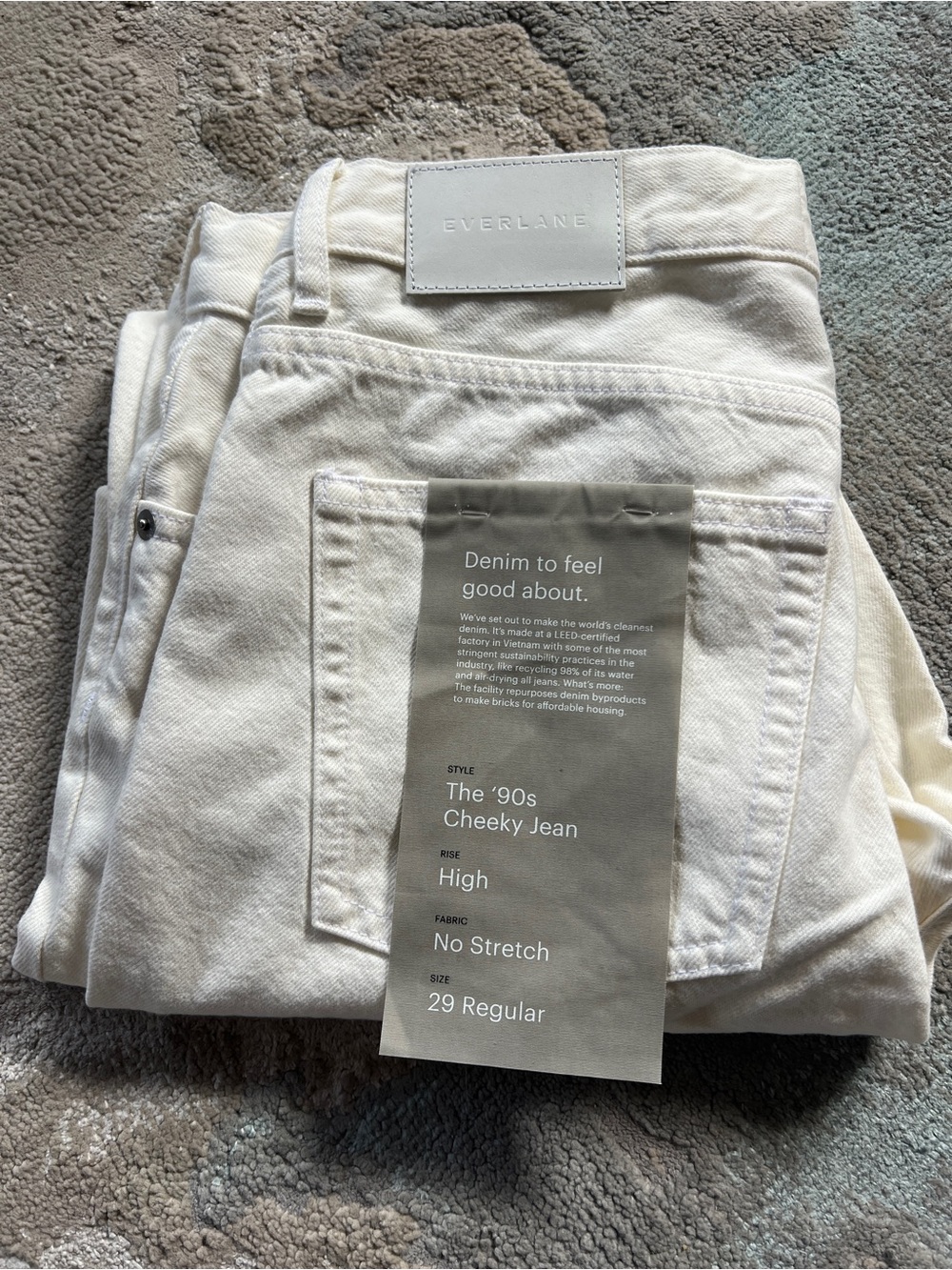 Everlane High-Rise '90s Cheeky Jeans — Cream